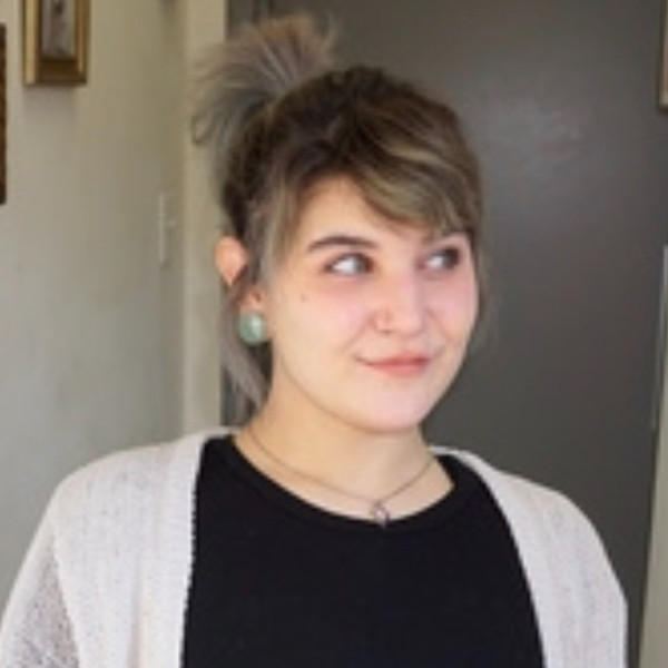 Avii Van Praagh