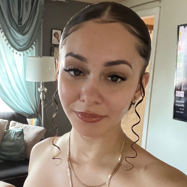 Sabrina  Armstrong 
