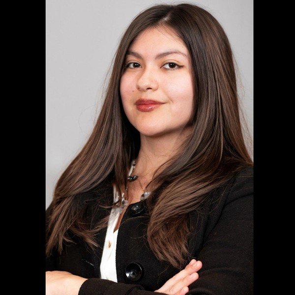 Nicole Paz