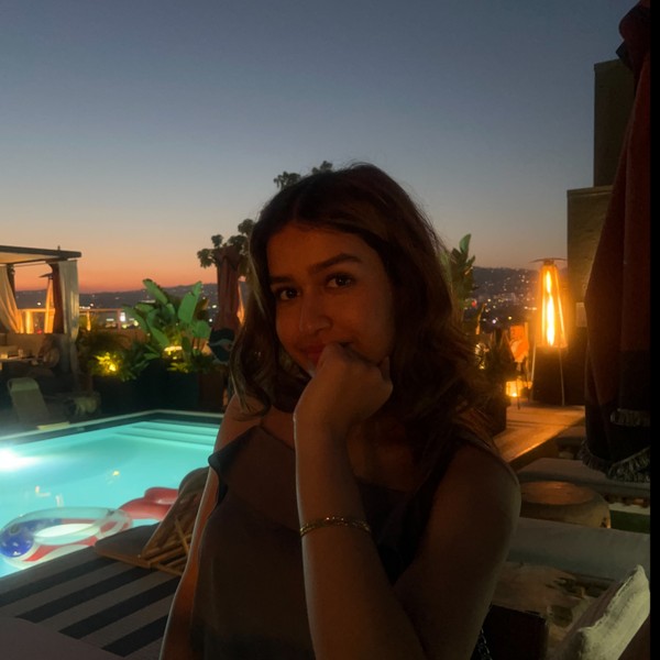 Ava Tasharrofi