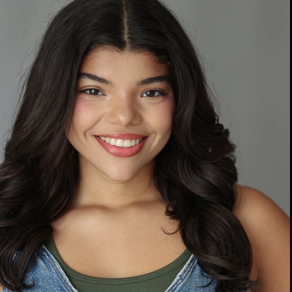Mia  Jacob