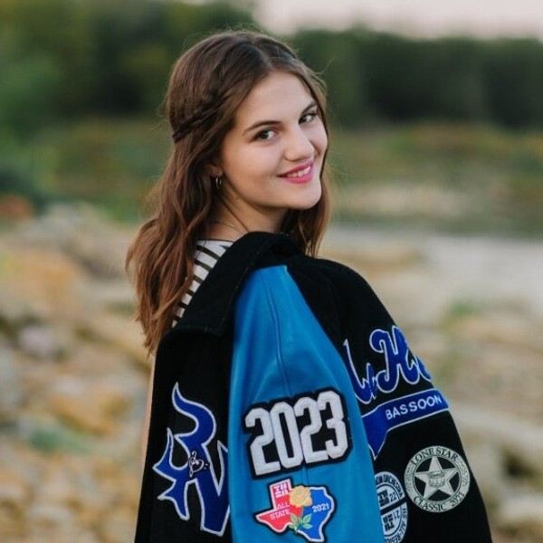 Maggie  McHenry 