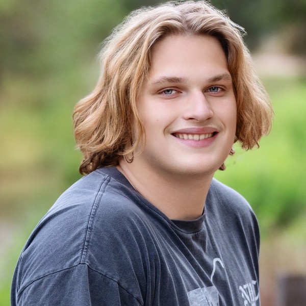 Slater Warren