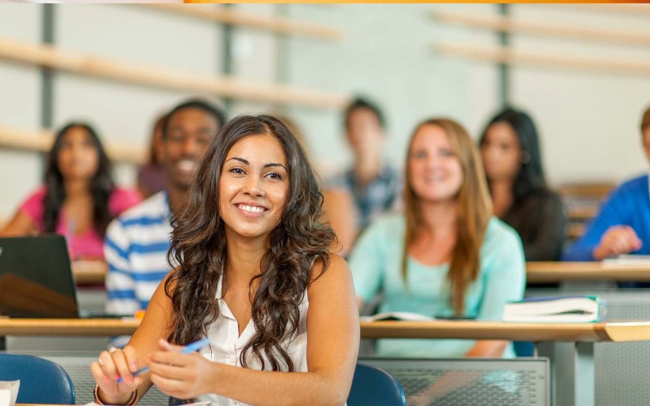 Hawaii Scholarships Image 1