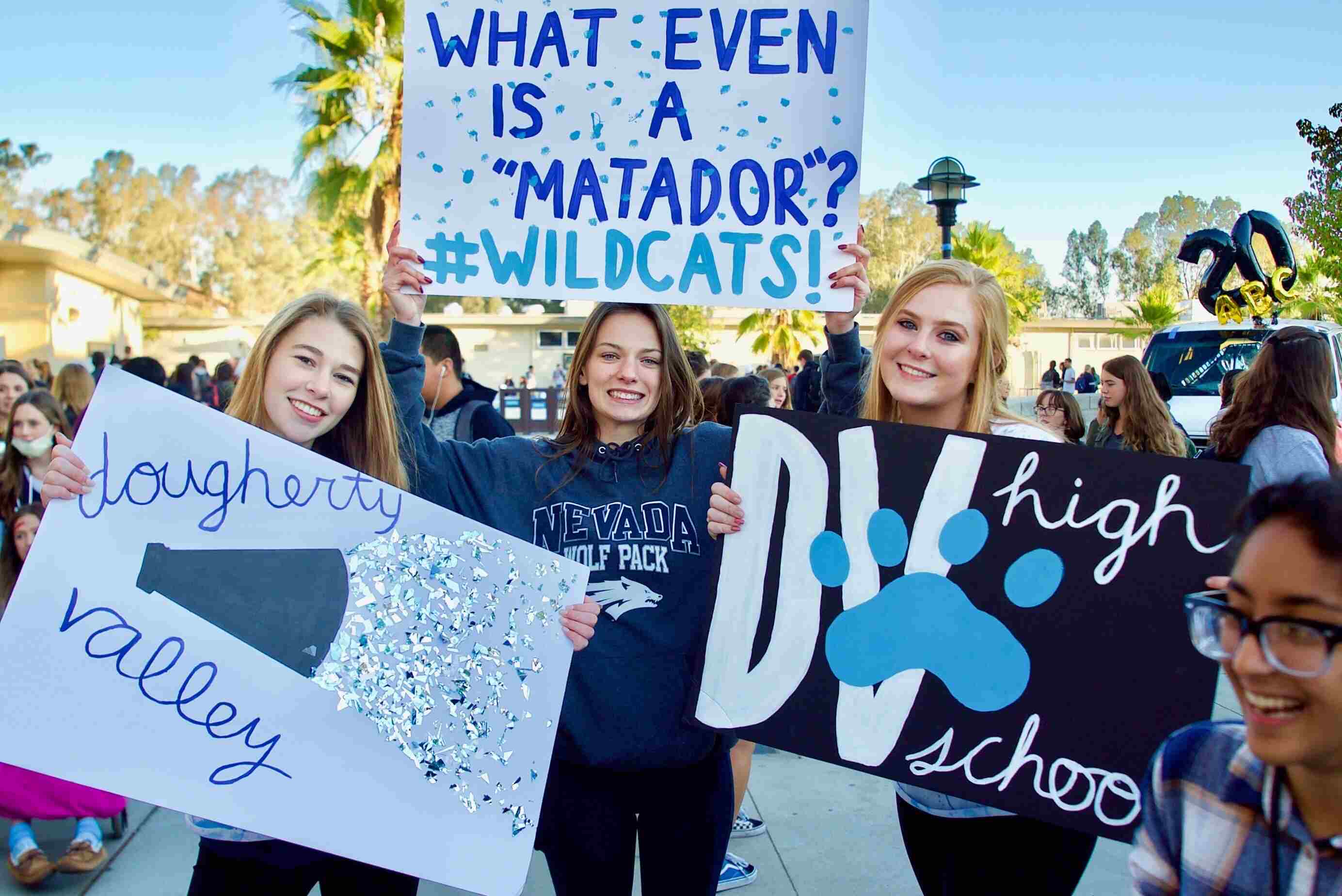 Scholarships for High School Seniors Image 1