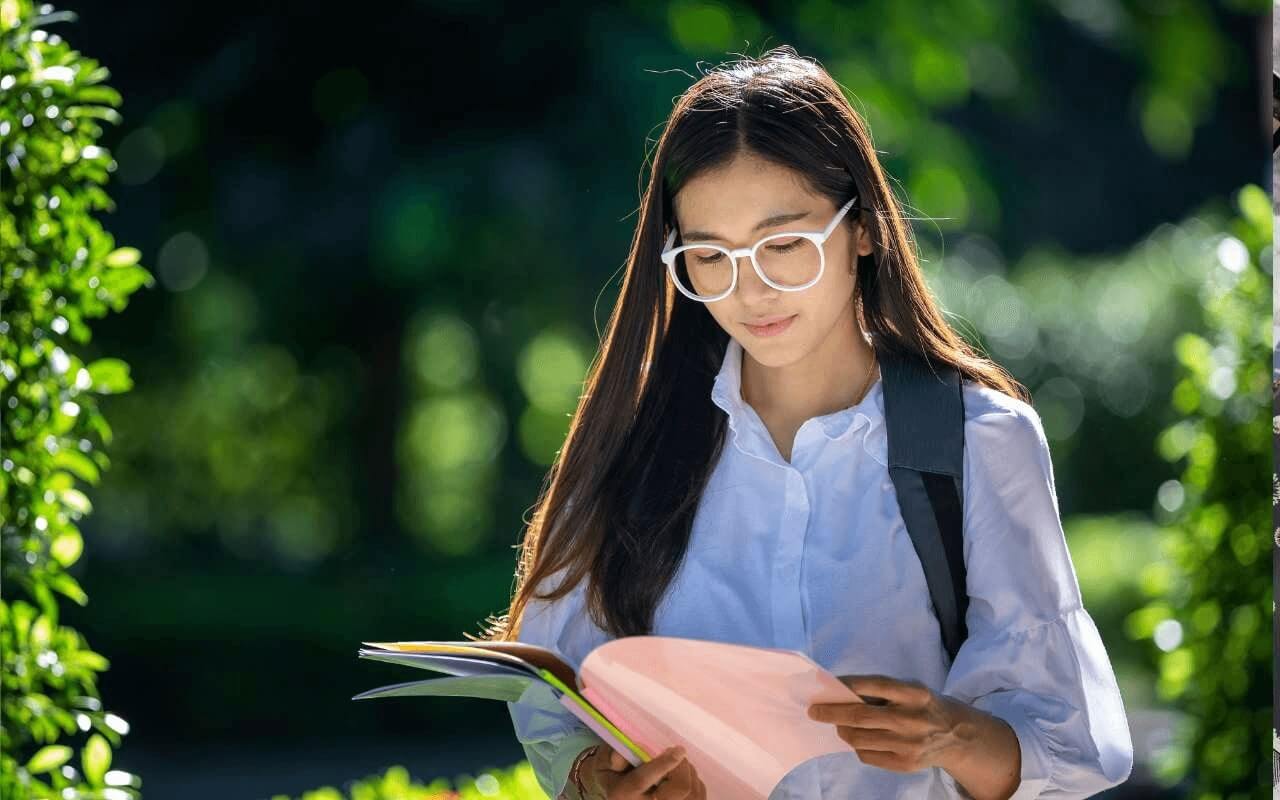 Summer Scholarships Image 1