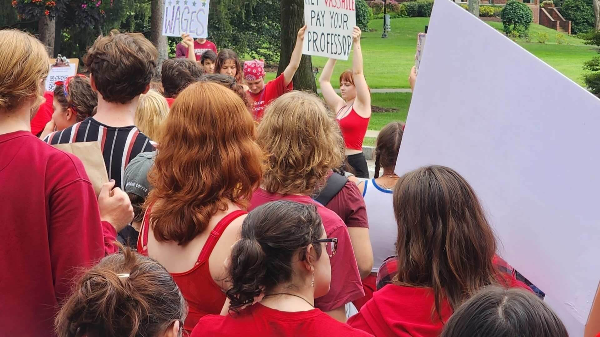 Scholarships for Redheads Image 1