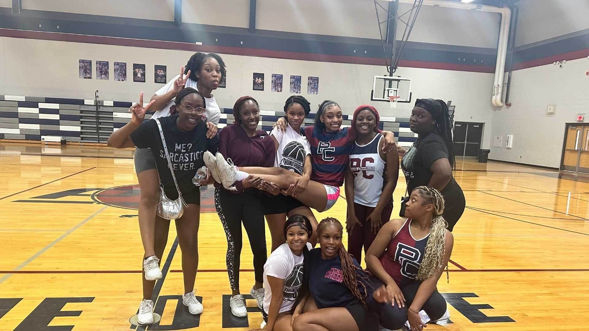 Valedictorian Scholarships Image 2