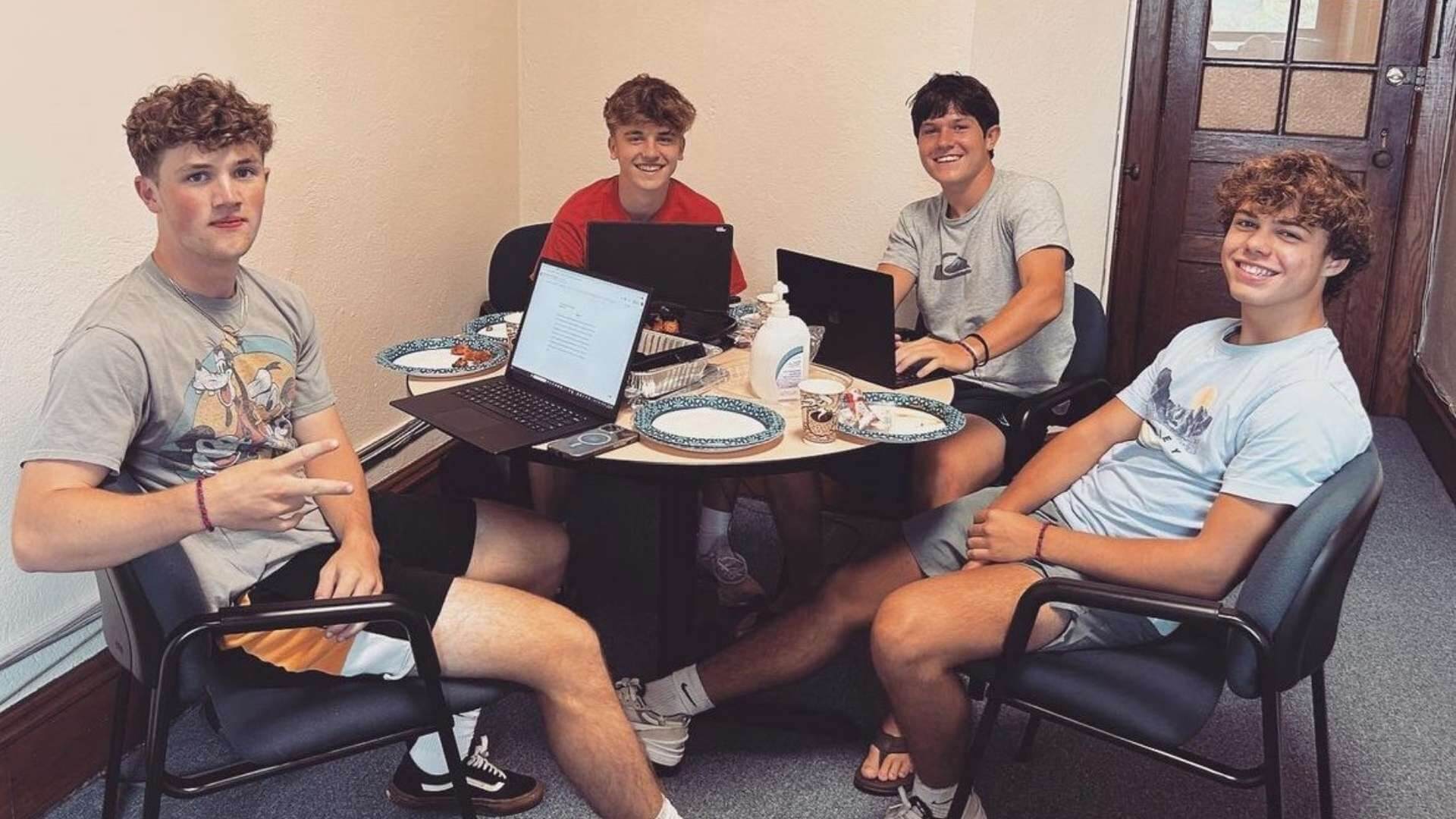  Aerospace Engineering Scholarships Image 3