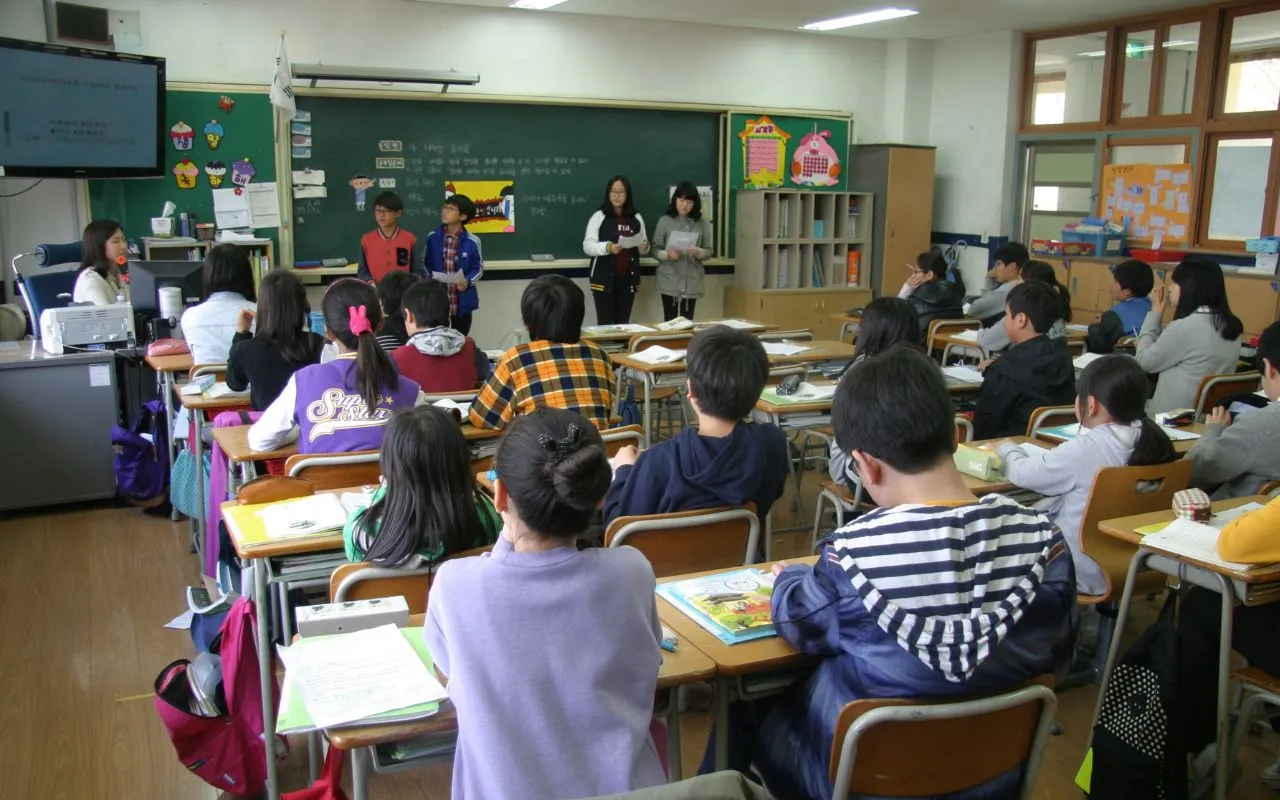 Scholarships for Future Teachers Image 2