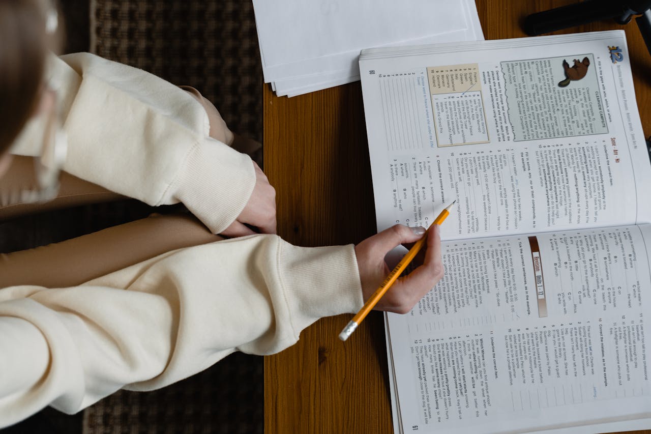 High School Scholarships Image 5